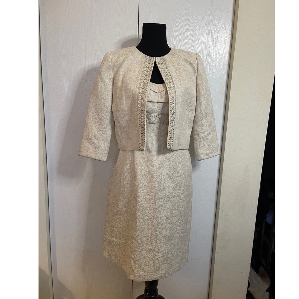 Tahari by Arthur S. Levine Metallic Jacquard Dress & Jacket Set, Ivory
Gold 12